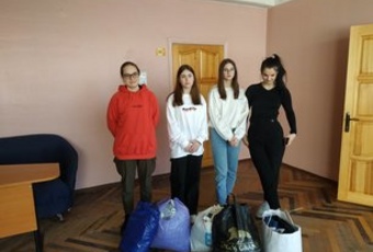 Студенти соціальної роботи Приватного вищого навчального закладу «Деснянський економіко-правововий коледж при МАУП» почали волонтерську акцію