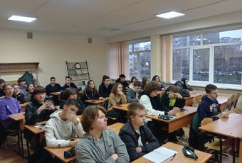 Перегляд патріотичних новел з нагоди Дня Збройних Сил України